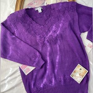 Beautiful embroidered floral sweater from Reed Hunter